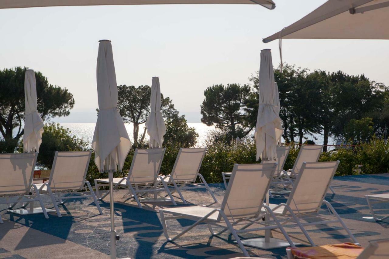 Camping Continental Hotel Bardolino Ngoại thất bức ảnh